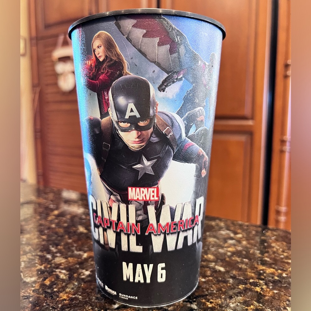 Marvel Captain America Civil War May 6 2016 Movie Premiere Collectible Cup